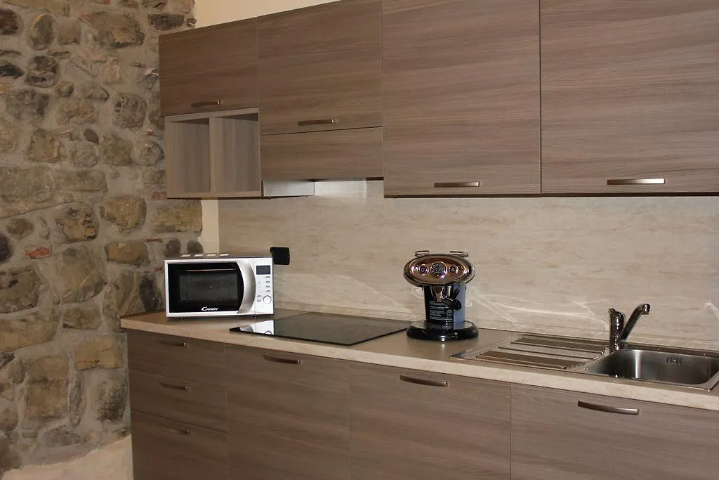 Hostel Del Gal Clusane sul Lago Apartment